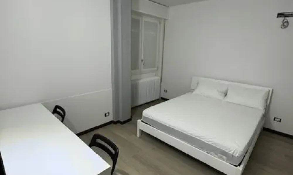 affitasi-stanze-zona-stanga-con-giardino-12a-07