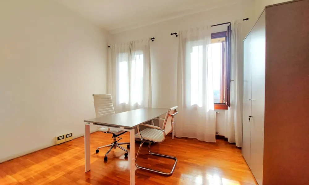 affitto-padova-zonastazione-ufficio-elegante--26A-04