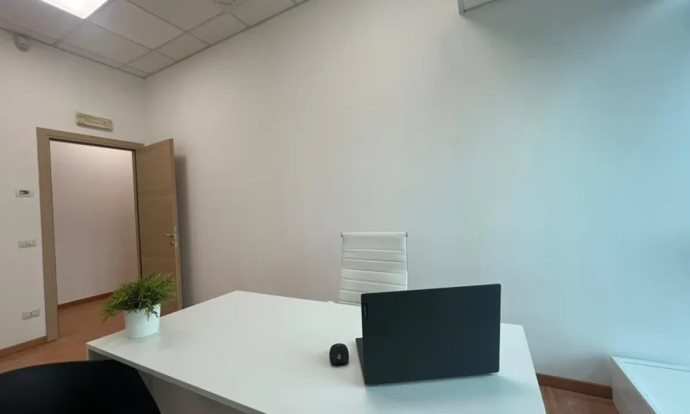 albignasego-stanze-ufficio-coworking-ristrutturato--54A-02