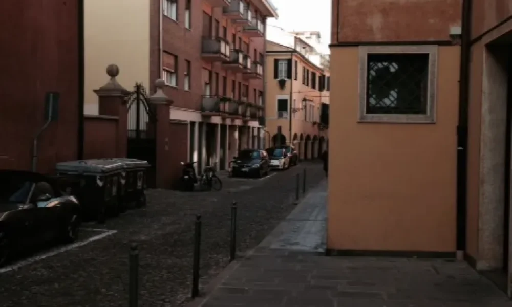 padova-centrostorico-pontesanleonardo-monolocale-arredato--8A-11