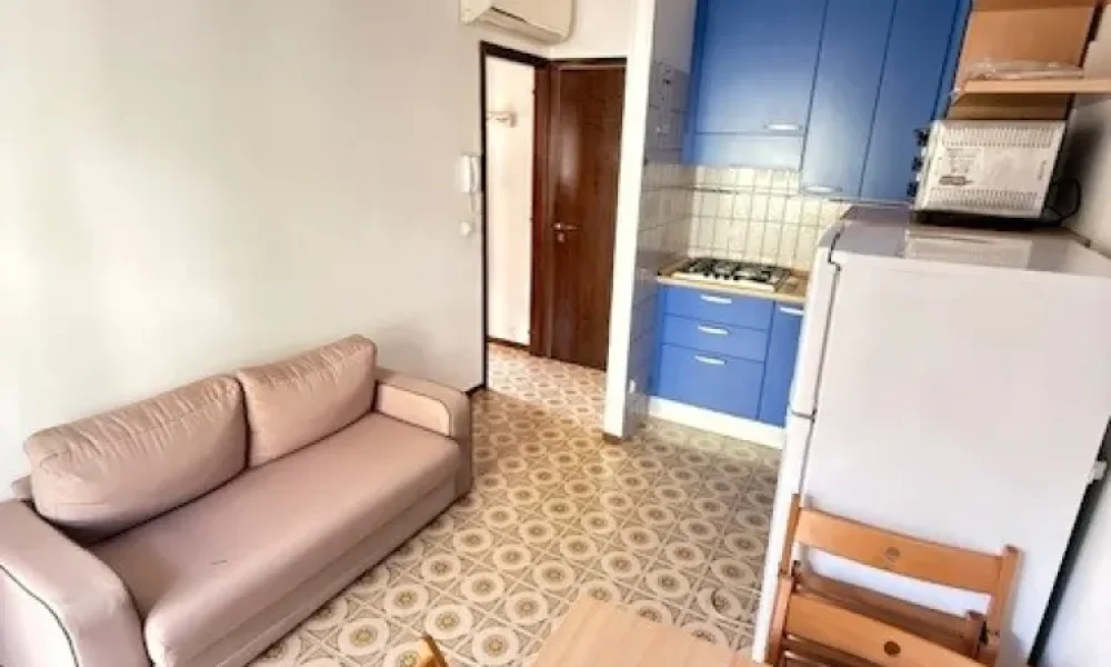 padova-zona-chiesanuova-miniappartamento-investimento-garage--101-04