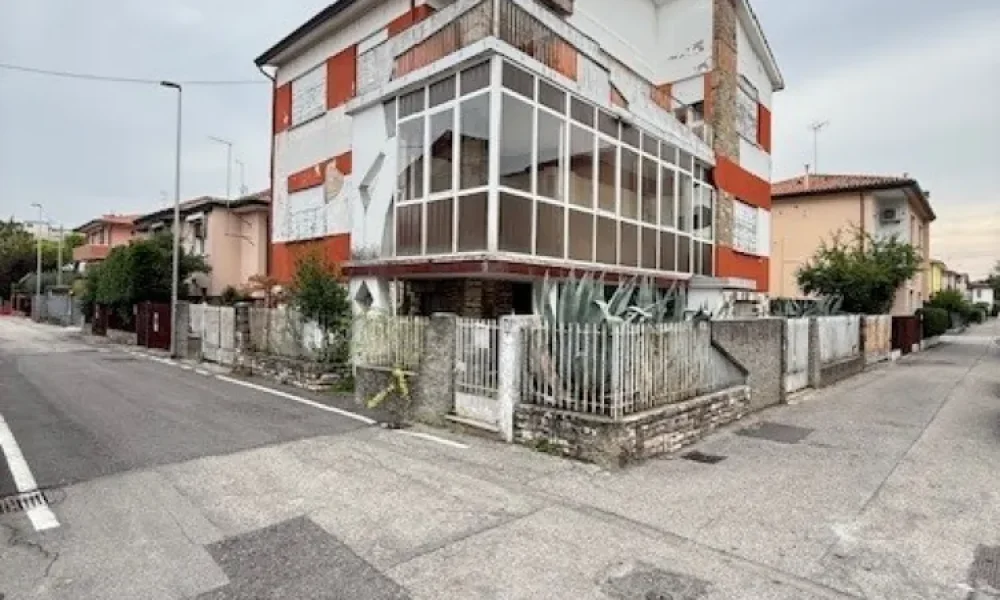 padova-zona-facciolati-palazzina-daristrutturare--409-07