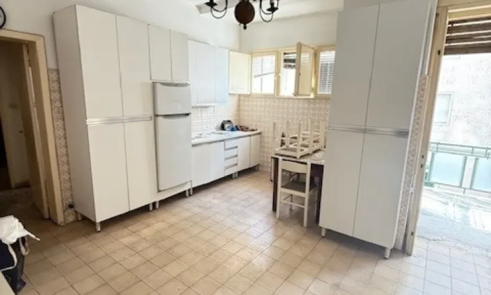 padova-zonacentrostorico-piazzamazzini-appartamento-trecamere-ottimispazi--311#4