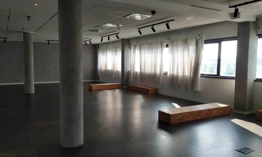 padova-zonaindustriale-showroom-ufficio-openspace-71A-01
