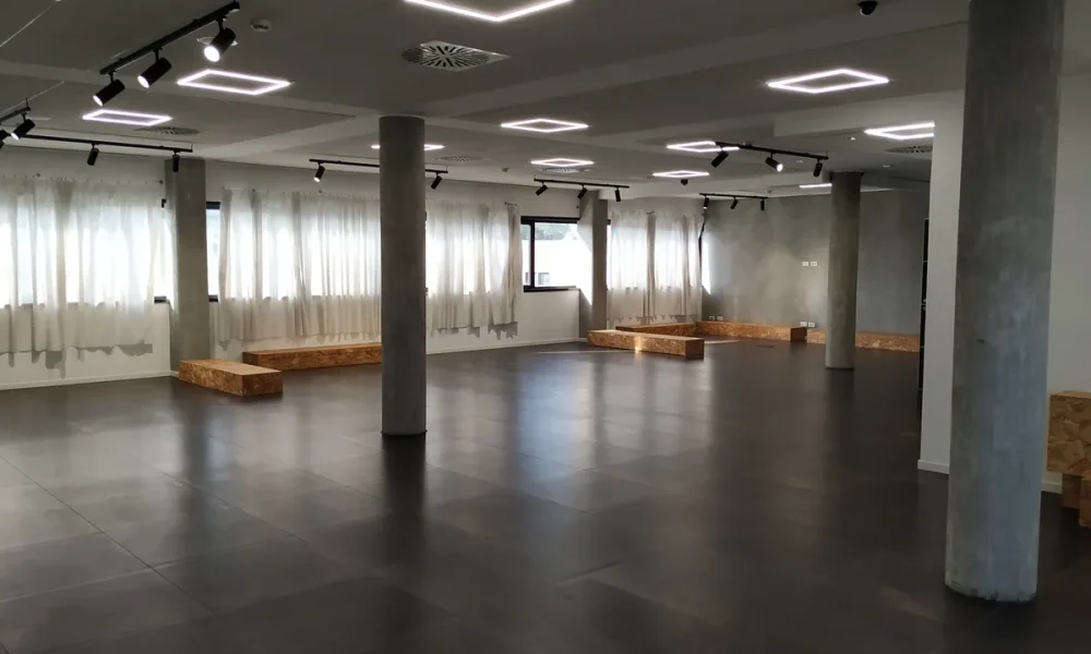 padova-zonaindustriale-showroom-ufficio-openspace-71A-17