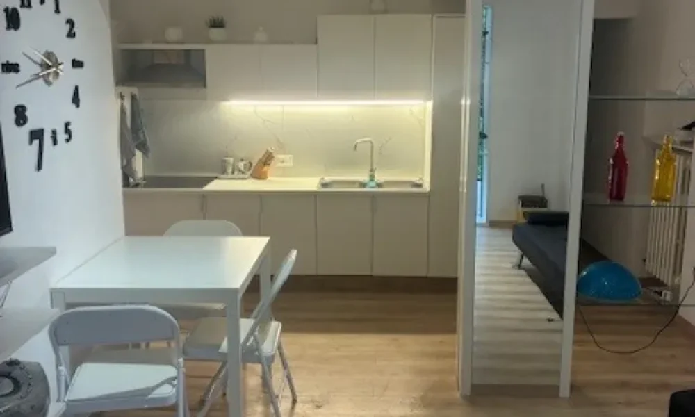 padova-zonasantarita-stanza singola-ristrutturato-benarredato--6A-02