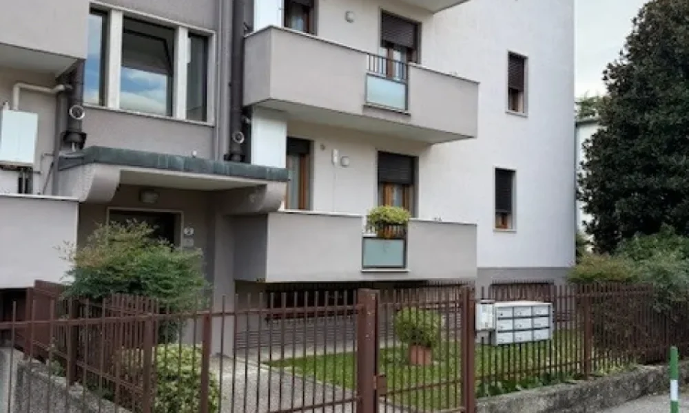 salboro-appartamento-buonostato-trecamere-ultimopiano--356-01