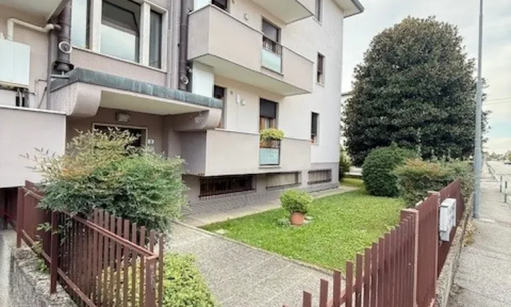 salboro-appartamento-buonostato-trecamere-ultimopiano--356-02