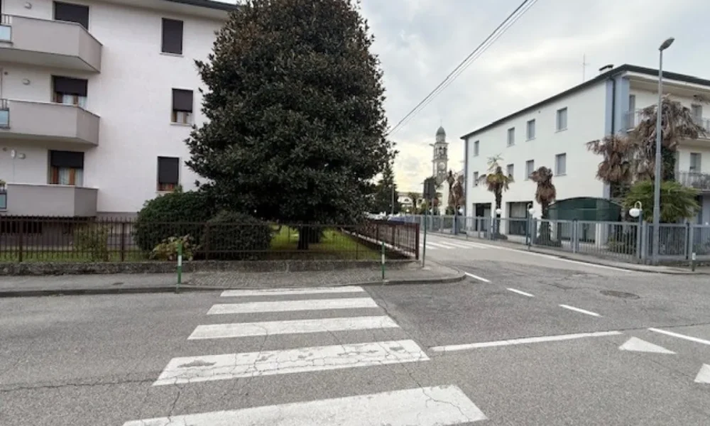 salboro-appartamento-buonostato-trecamere-ultimopiano--356-04