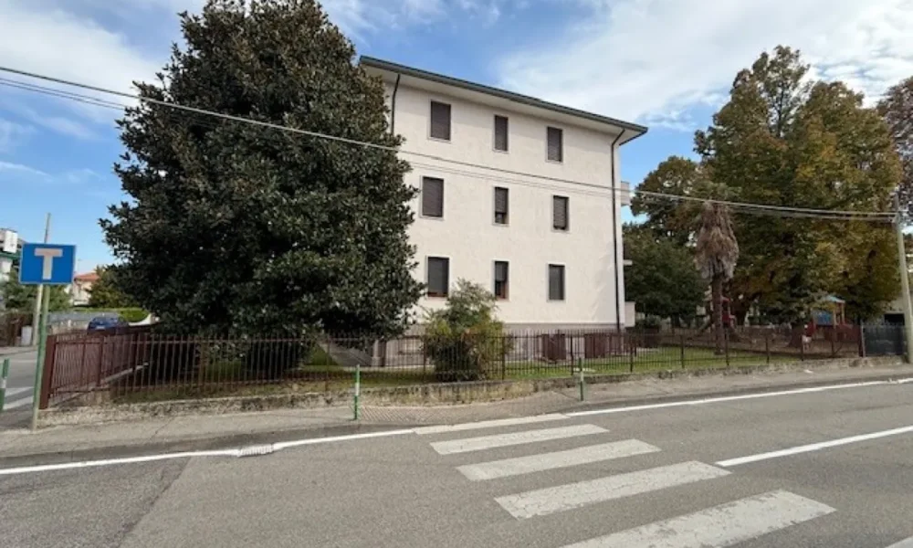 salboro-appartamento-buonostato-trecamere-ultimopiano--356-09
