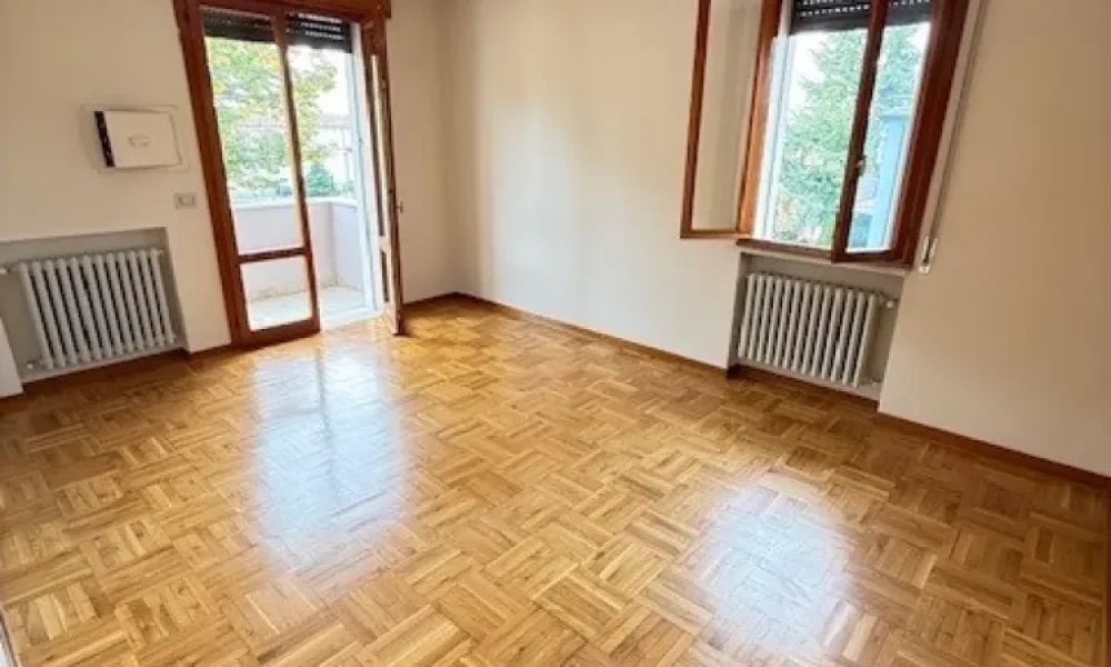 salboro-appartamento-buonostato-trecamere-ultimopiano--356-32