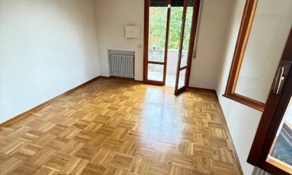 salboro-appartamento-buonostato-trecamere-ultimopiano--356-33