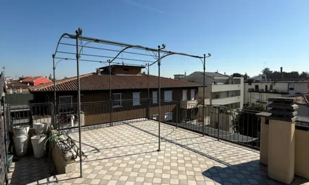 vendesi-attico-tre-camere-stile-liberty-zona-sacra-famiglia-padova-303-13
