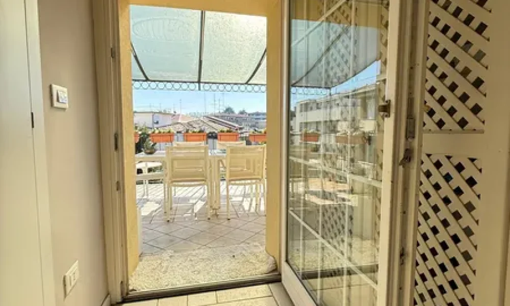 vendesi-attico-tre-camere-stile-liberty-zona-sacra-famiglia-padova-303-35