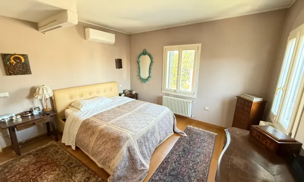 vendesi-attico-tre-camere-stile-liberty-zona-sacra-famiglia-padova-303-39